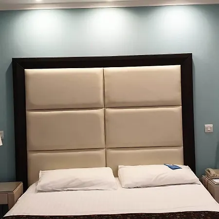 Castelli Hotel 3*