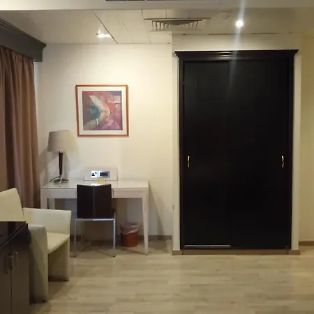 Otel Castelli 3*