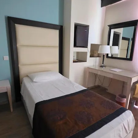 Castelli 3* Nicosia