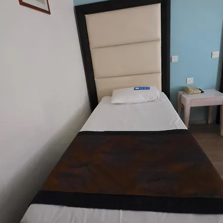 Castelli 3* Nicosia