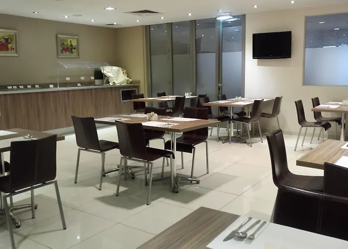 Castelli 3* ニコシア