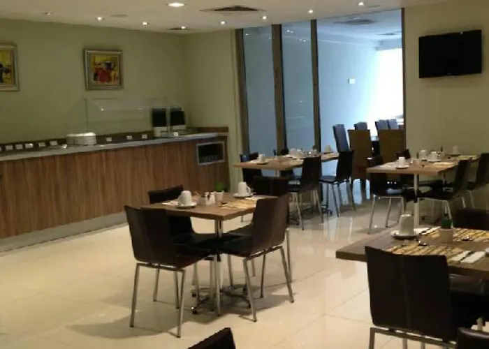 Castelli 3* ニコシア