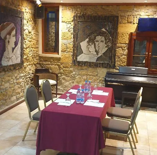 Hotell Castelli Nicosia