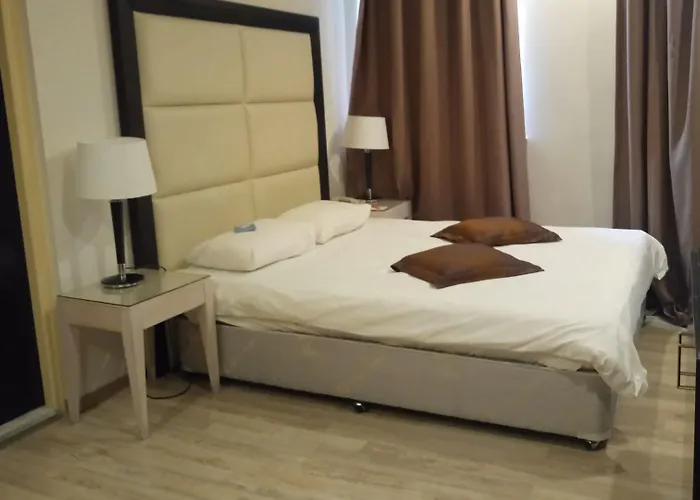 Castelli Hotell Nicosia