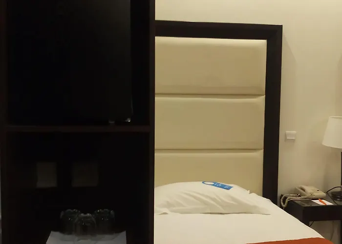 Castelli Hotell Nicosia