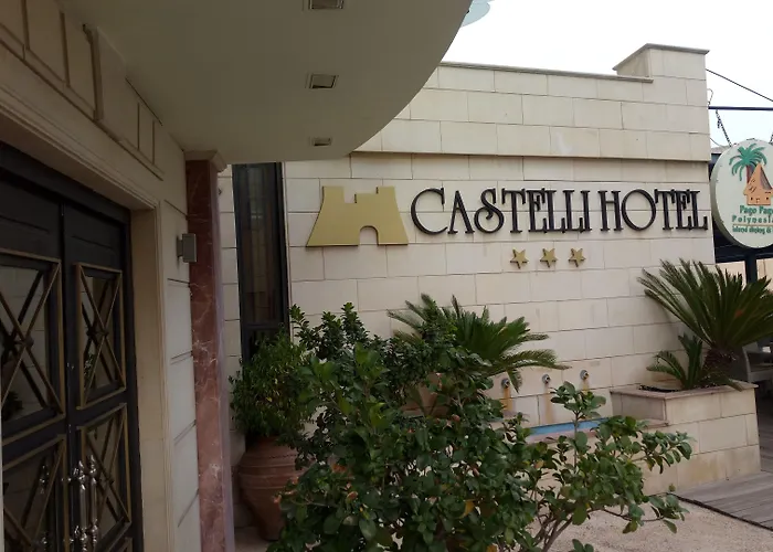 Castelli Hotell 3*